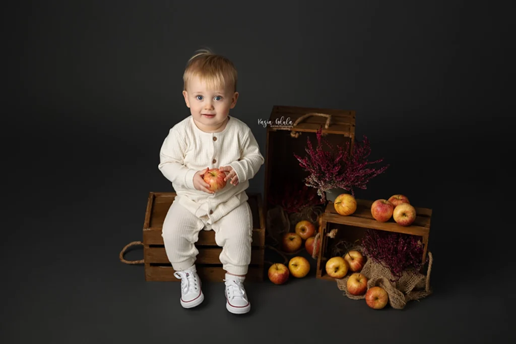 first birthday photoshoot north yorkshire scarborough york malton bridlington hull whitby